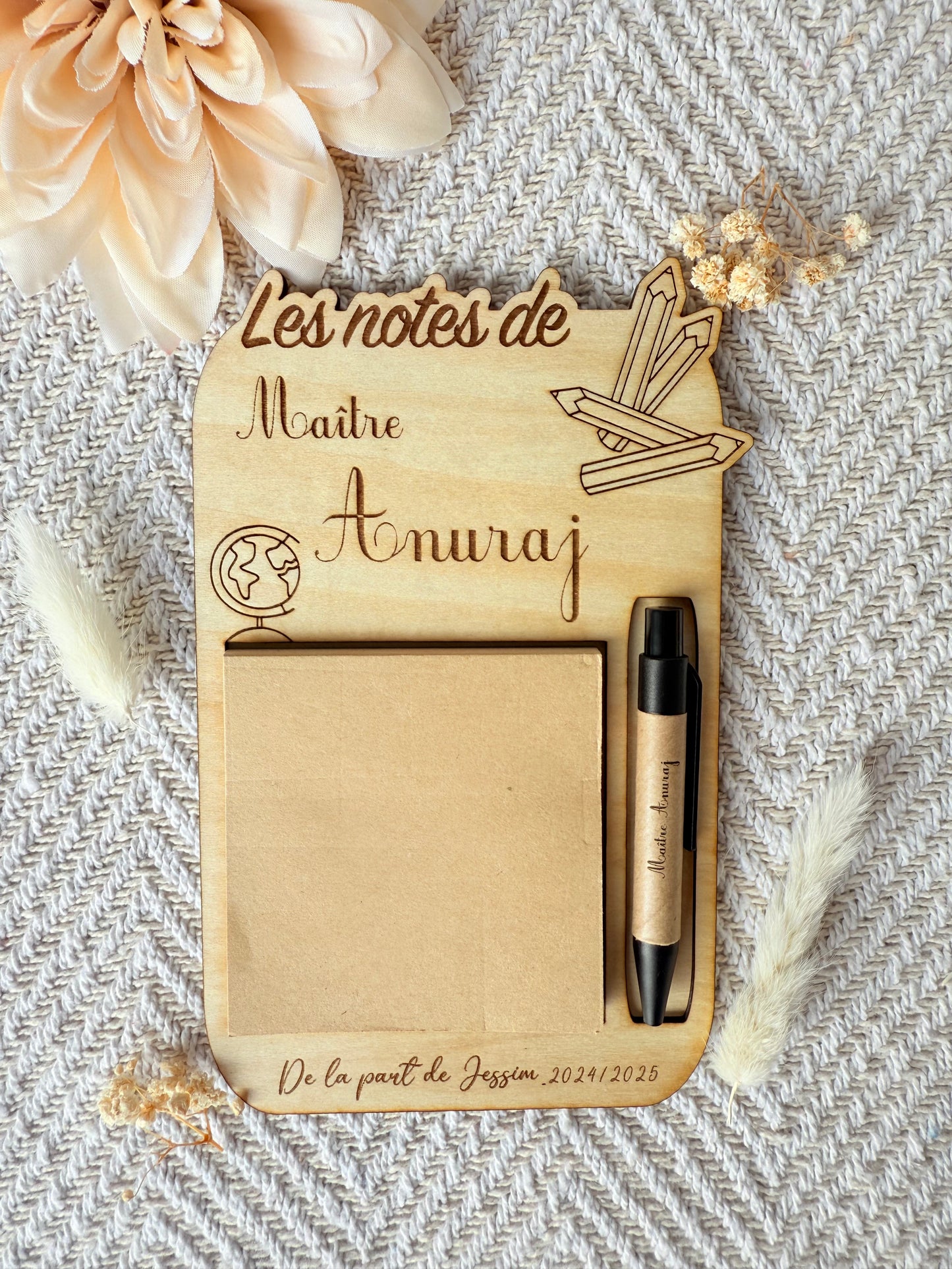 Support Post-it en bois personnalisé